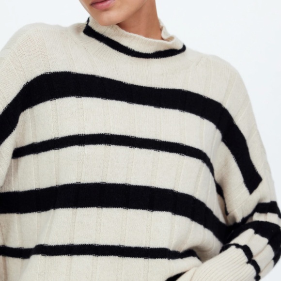 Ribbed Cashmere-Wool Blend Pullover Sweater - Picture 3 of 7